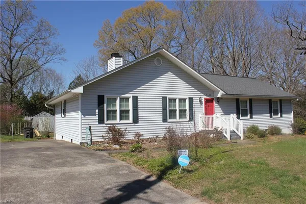 $284,900 | 4140 Willmeade Drive, Winston-Salem, NC 27127