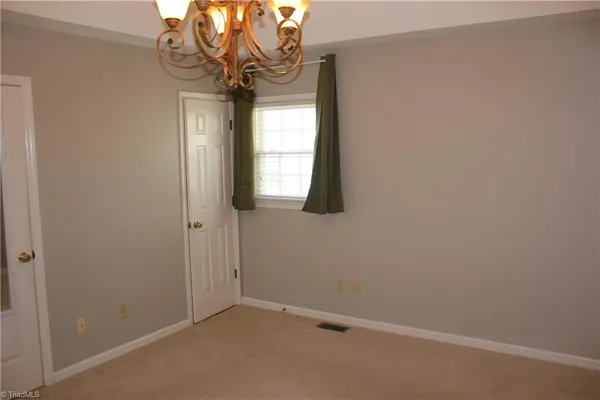 $284,900 | 4140 Willmeade Drive, Winston-Salem, NC 27127