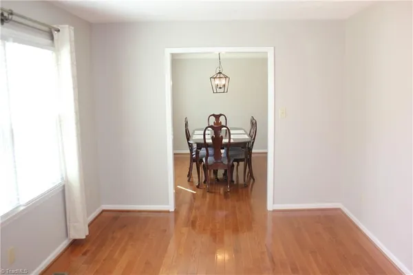 $284,900 | 4140 Willmeade Drive, Winston-Salem, NC 27127