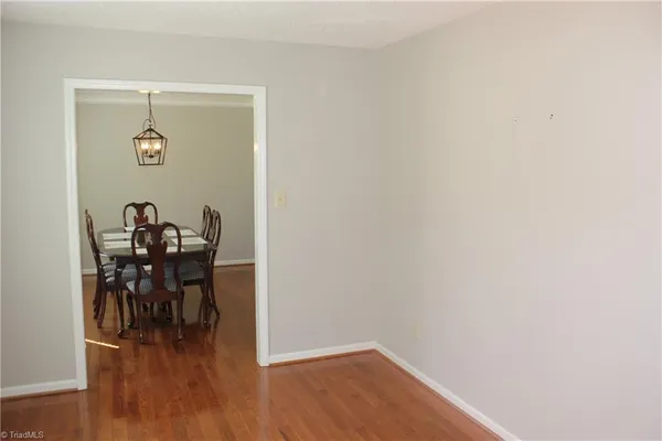 $284,900 | 4140 Willmeade Drive, Winston-Salem, NC 27127