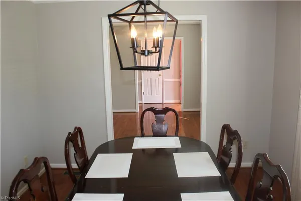 $284,900 | 4140 Willmeade Drive, Winston-Salem, NC 27127