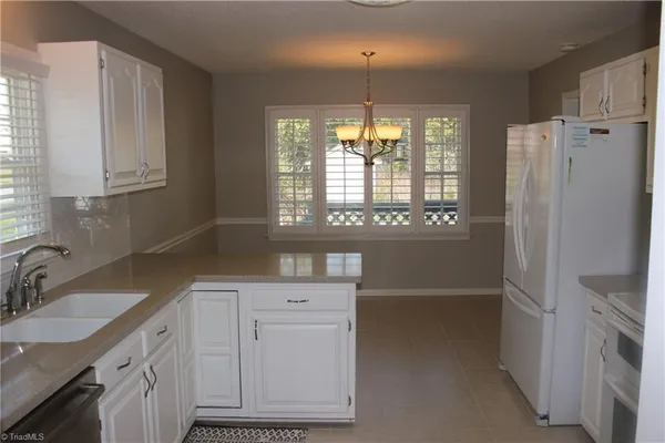 $284,900 | 4140 Willmeade Drive, Winston-Salem, NC 27127