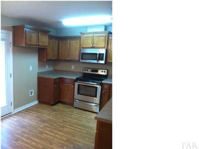 4735 Old Guernsey Road Milton, FL 32571 - Photo 2 of 4