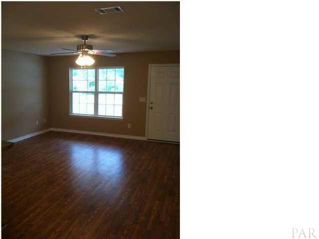4735 Old Guernsey Road Milton, FL 32571 - Photo 3 of 4