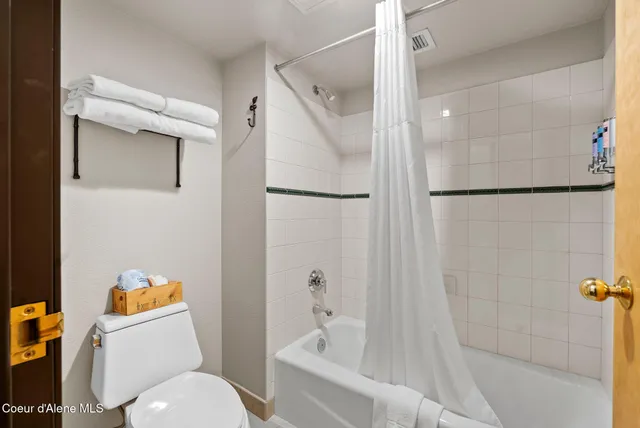 $645,000 | 72 Great Escape Road, Unit 409/411, Sandpoint, ID 83864