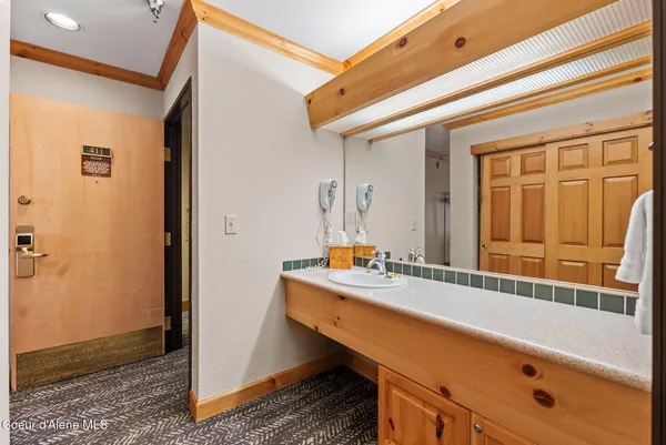 $639,000 | 72 Great Escape Road, Unit 409/411, Sandpoint, ID 83864