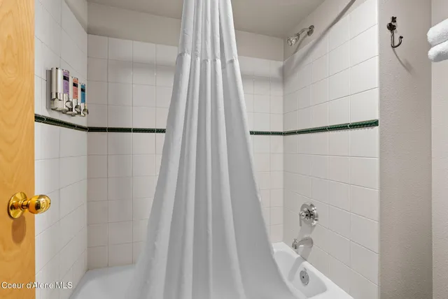 $645,000 | 72 Great Escape Road, Unit 409/411, Sandpoint, ID 83864