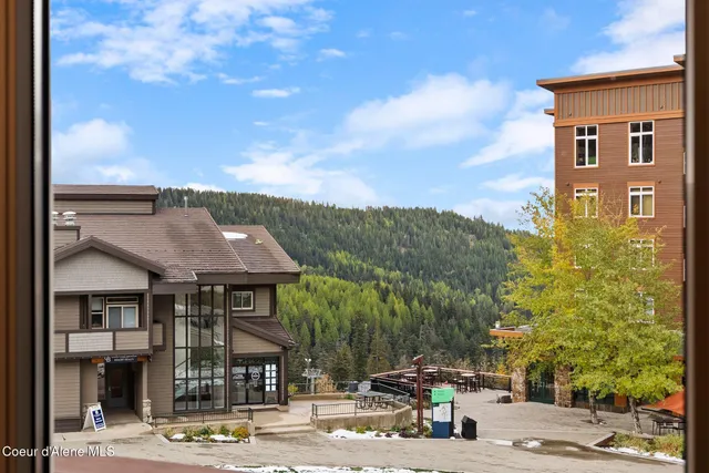 $645,000 | 72 Great Escape Road, Unit 409/411, Sandpoint, ID 83864