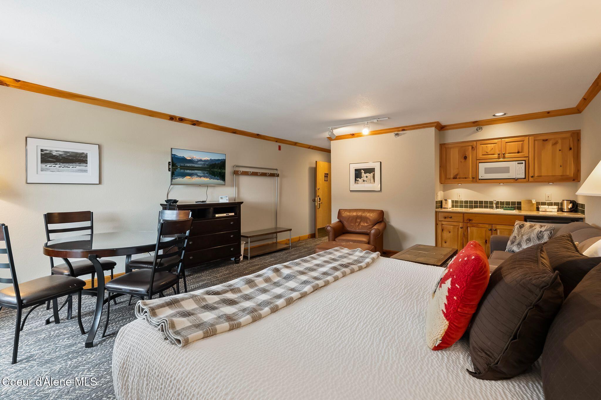 72 Great Escape Road, Unit 409/411 Sandpoint, ID 83864 - Photo 6 of 40 19_DSC07297