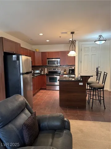 $2,250 | 2455 West Serene Avenue, Unit 706, Las Vegas, NV 89123