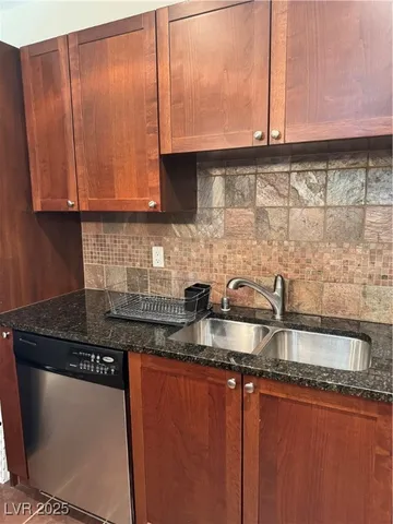 $2,250 | 2455 West Serene Avenue, Unit 706, Las Vegas, NV 89123