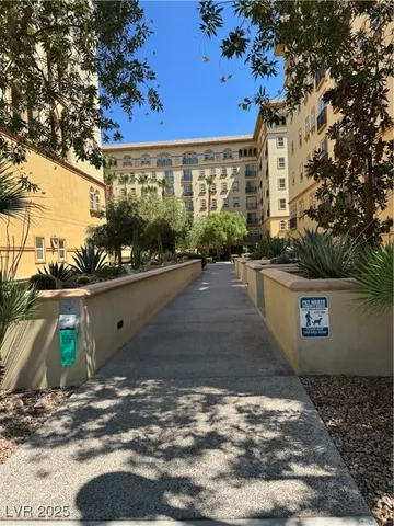 $2,250 | 2455 West Serene Avenue, Unit 706, Las Vegas, NV 89123