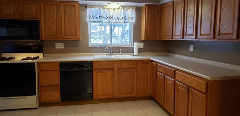 72 Old Plank Road Butler, PA 16001 - Photo 5 of 22 Gallery Image 5