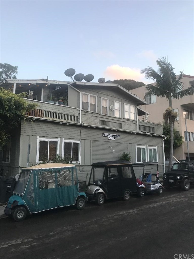 332 Clemente Avenue Avalon, CA 90704 - Photo 2 of 3
