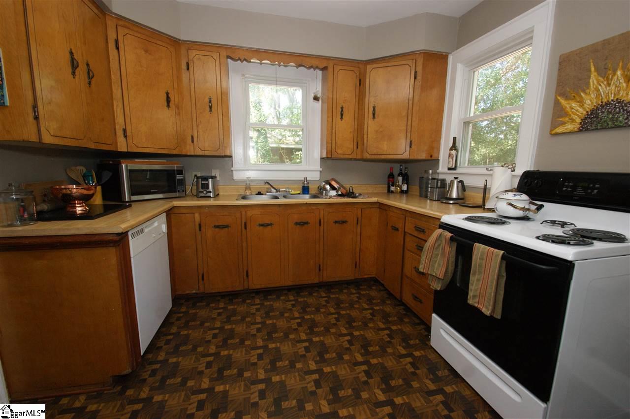 113 East Victoria Road Spartanburg, SC 29301 - Photo 12 of 17 Gallery Image 12