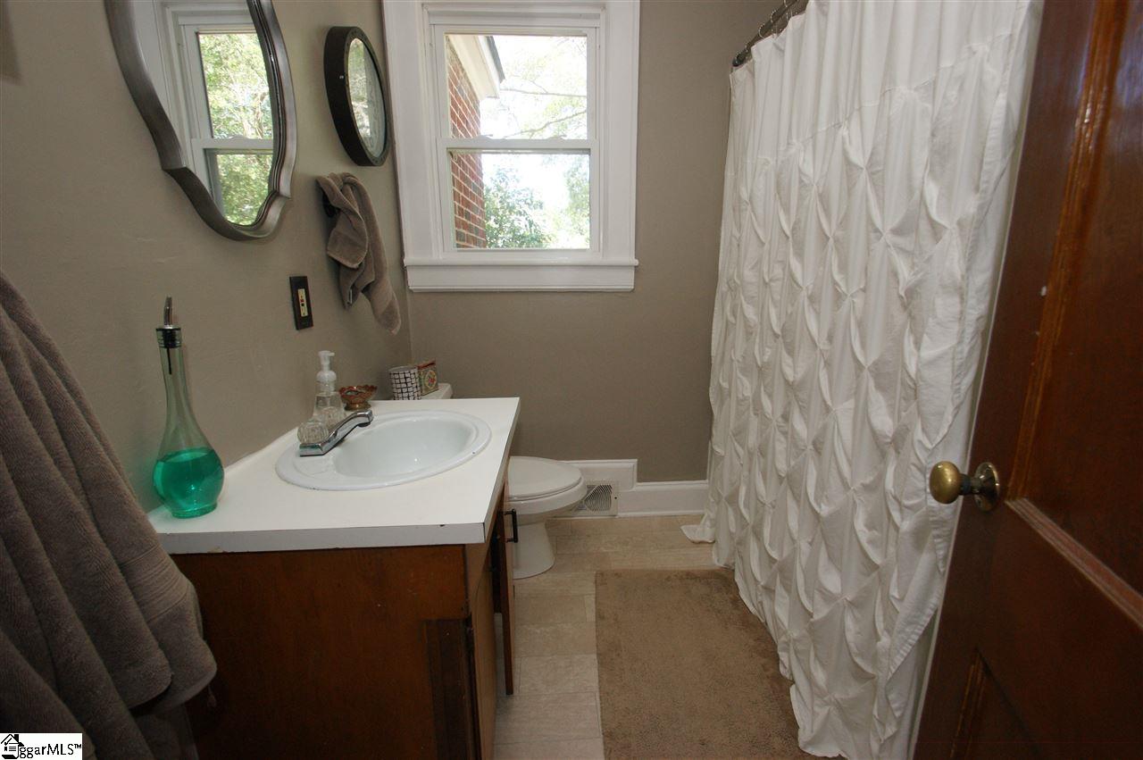 113 East Victoria Road Spartanburg, SC 29301 - Photo 16 of 17 Gallery Image 16