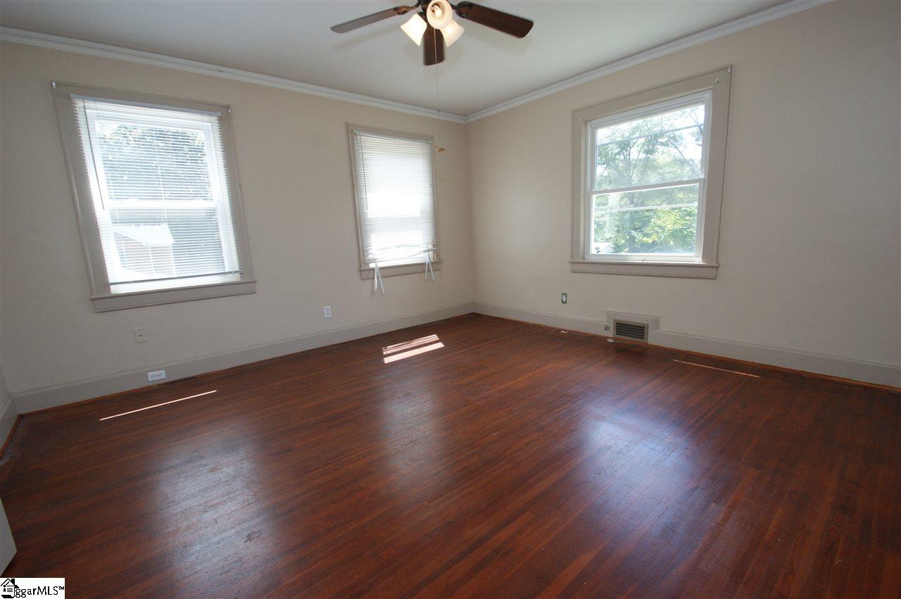 113 East Victoria Road Spartanburg, SC 29301 - Photo 7 of 17 Gallery Image 7