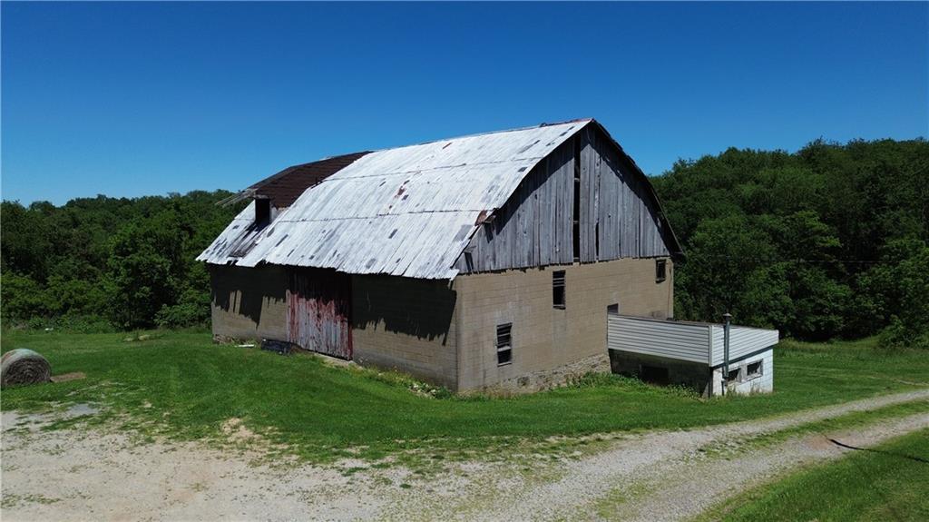 215 Duff Road McClellandtown, PA 15458 - Photo 16 of 25