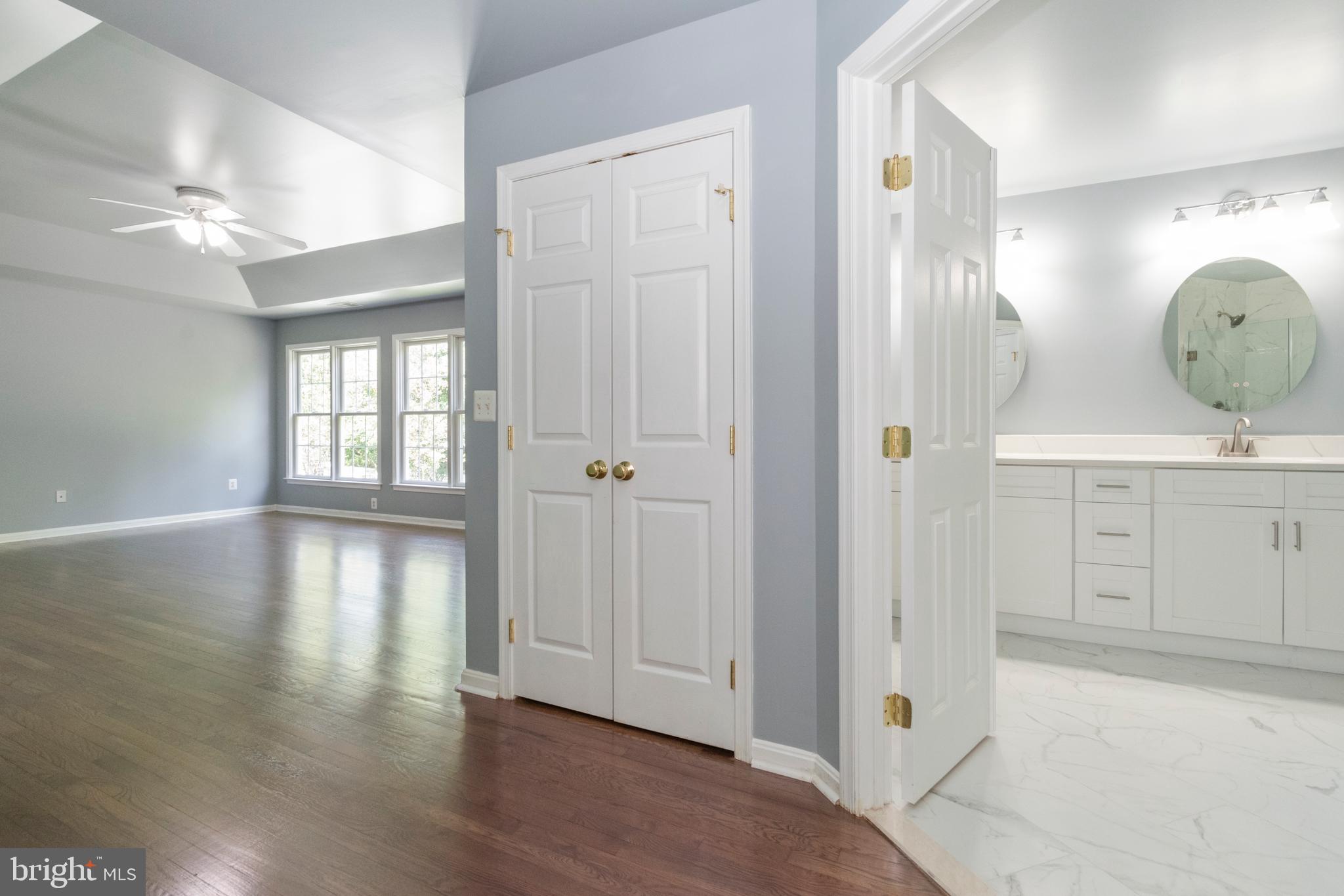 15 Johnson Road Pasadena, MD 21122 - Photo 24 of 40 a view of a hallway with wooden floor