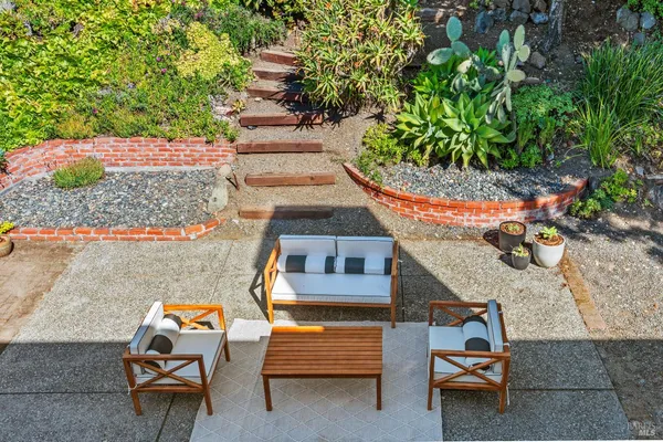 $1,765,000 | 66 Sonora Way, Corte Madera, CA 94925