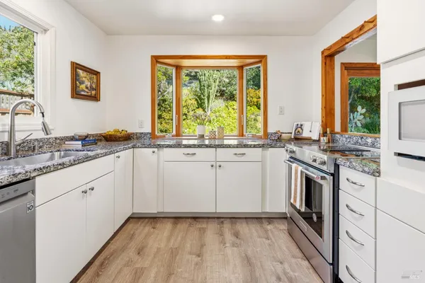 $1,765,000 | 66 Sonora Way, Corte Madera, CA 94925