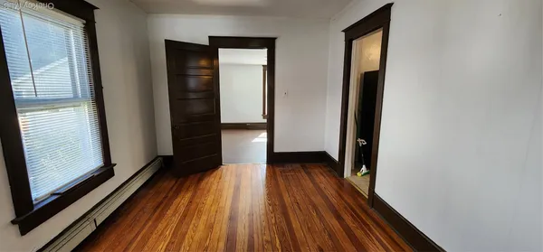 $1,800 | 20 Delaware Street, Unit 1, Port Jervis, NY 12771