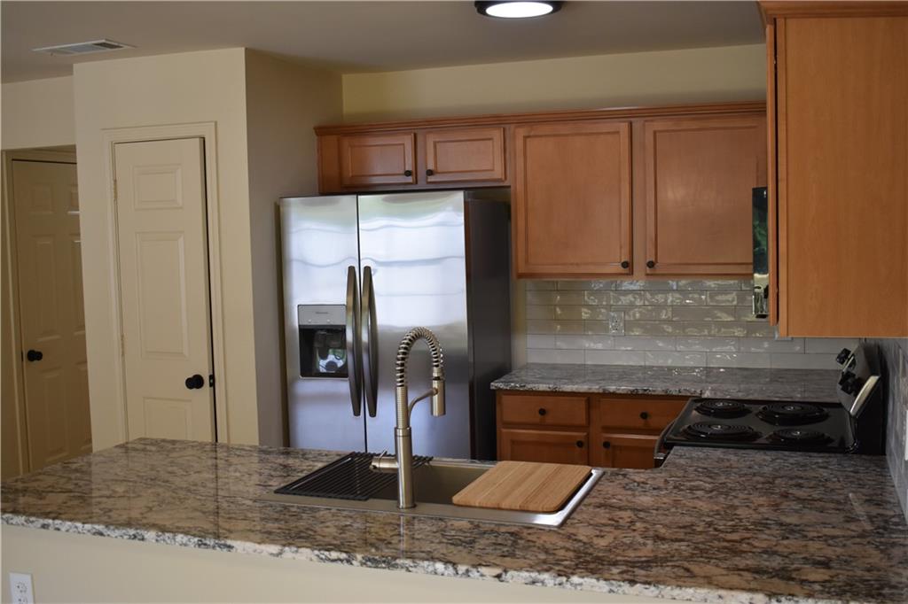 132 Venture Path Hiram, GA 30141 - Photo 7 of 44