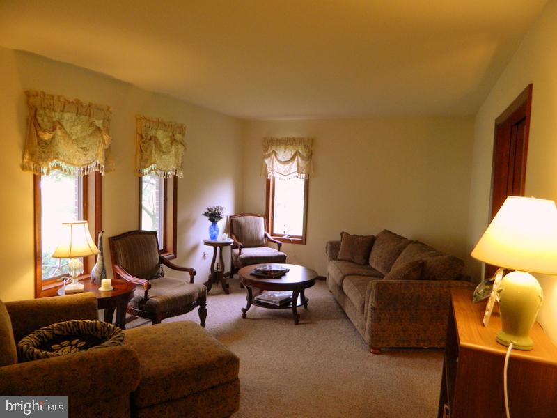 706 East Brubaker Valley Road Lititz, PA 17543 - Photo 9 of 20