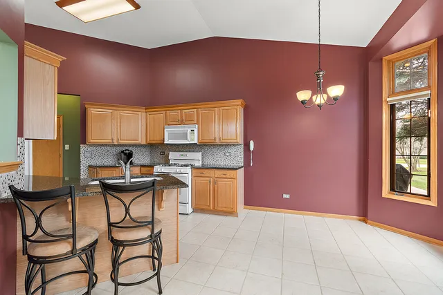 $429,900 | 20116 Crystal Lake Way, Frankfort, IL 60423