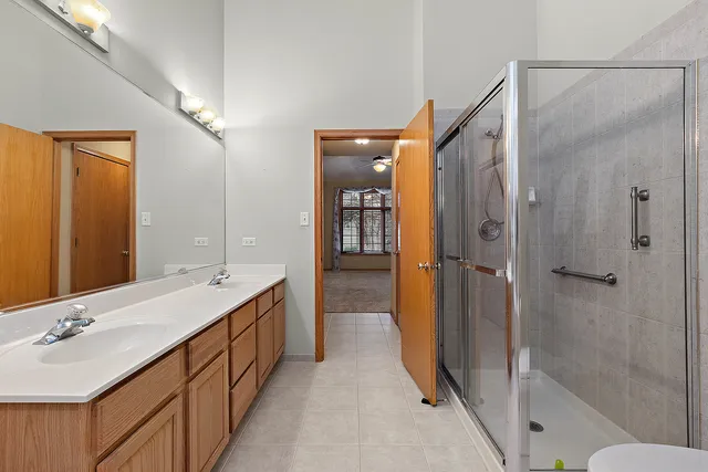 $429,900 | 20116 Crystal Lake Way, Frankfort, IL 60423