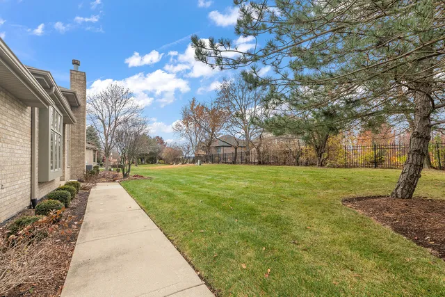 $429,900 | 20116 Crystal Lake Way, Frankfort, IL 60423