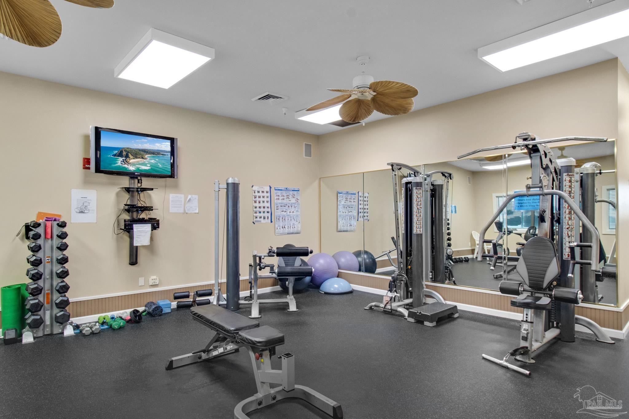 900 Fort Pickens Road, Unit 813 Pensacola Beach, FL 32561 - Photo 28 of 30 a view of a room with gym equipment