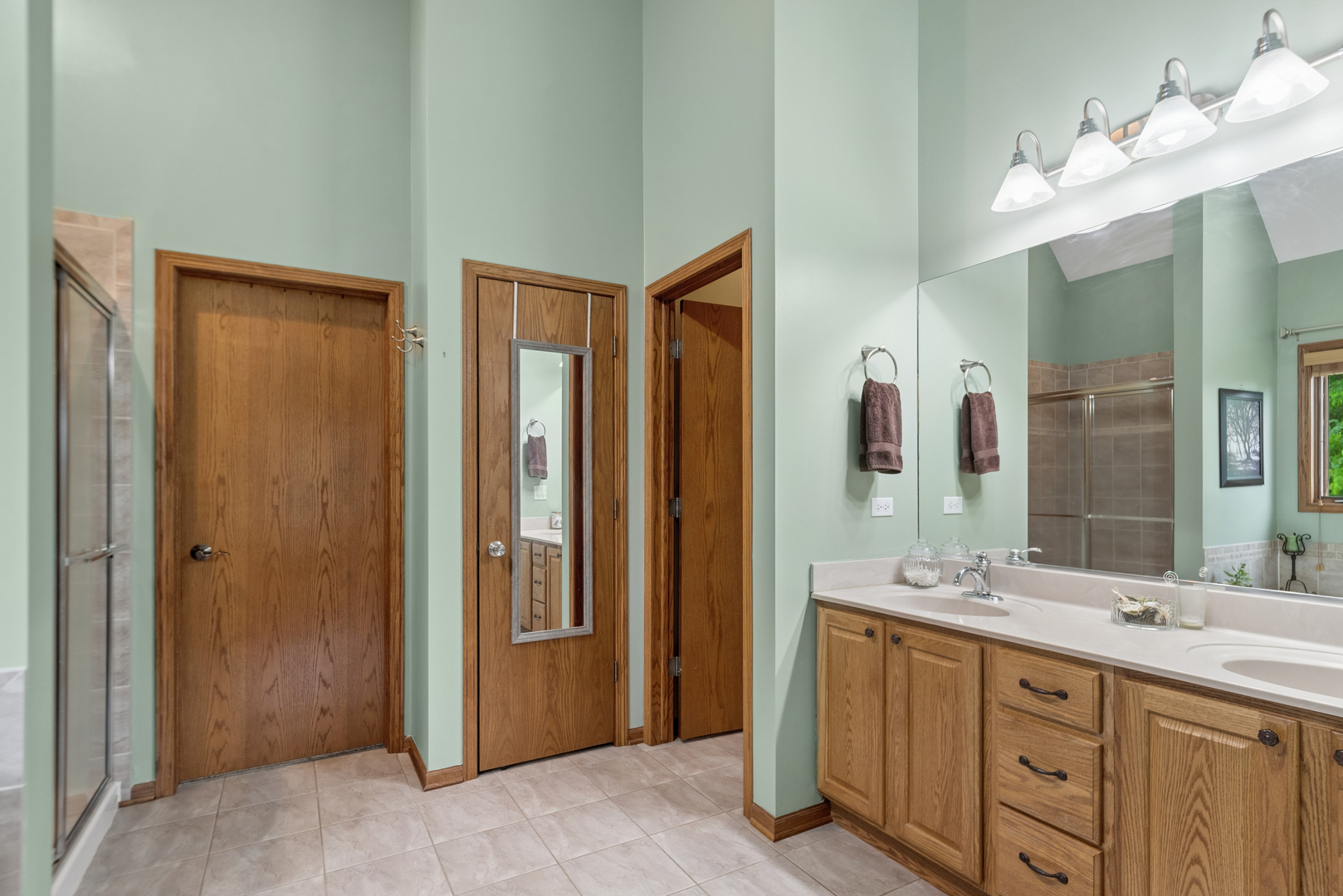 3405 Forest Ridge Drive Spring Grove, IL 60071 - Photo 14 of 29 Gallery Image 14