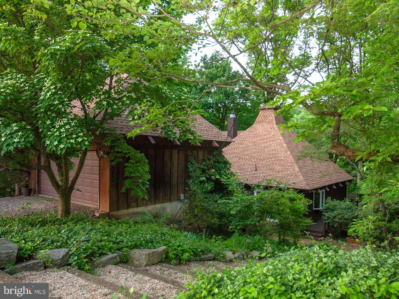 16611 Jm Pearce Road Monkton, MD 21111 - Photo 14 of 94 Privately sited Asian-inspired contemporary