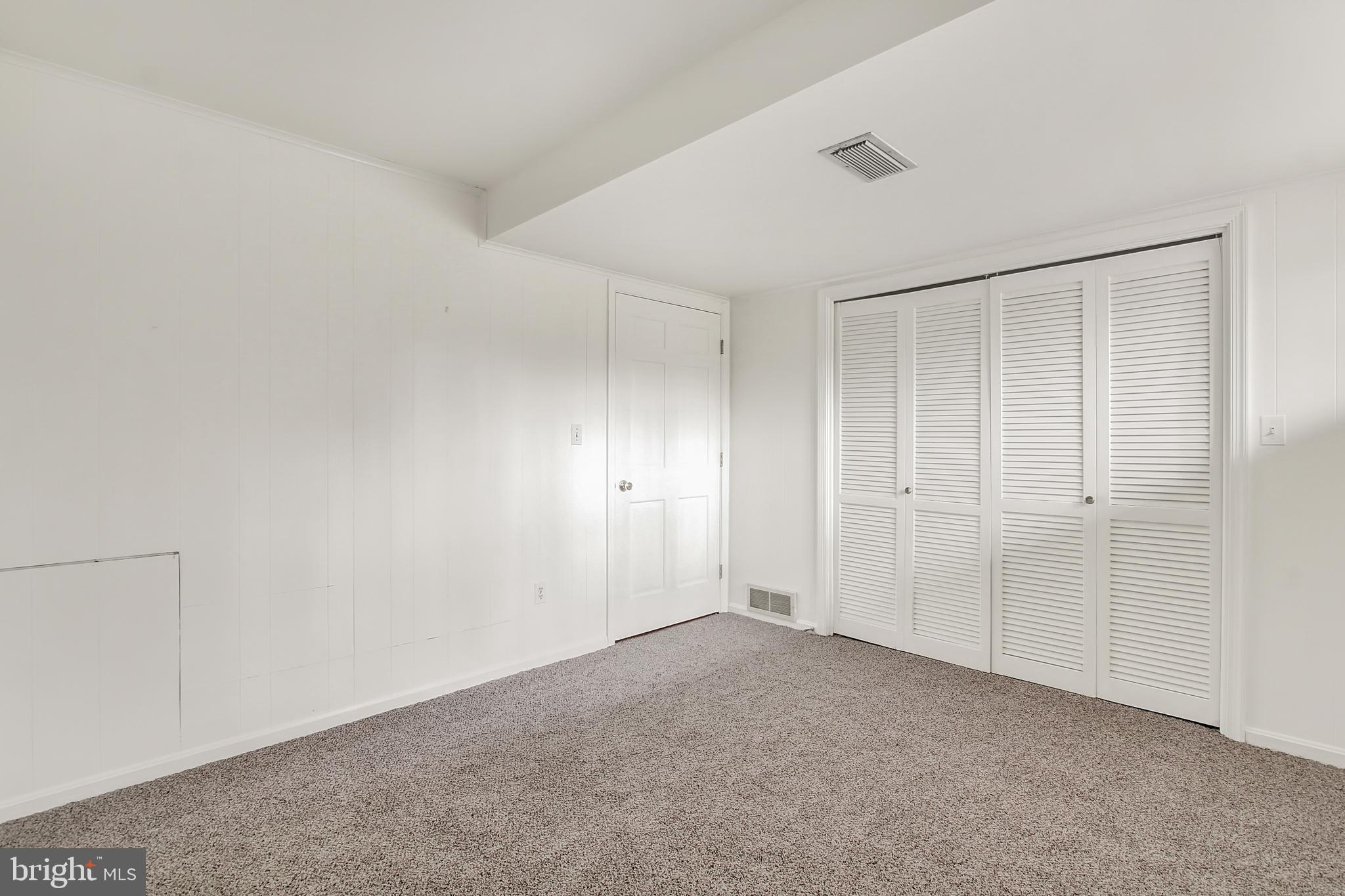 16611 Jm Pearce Road Monkton, MD 21111 - Photo 37 of 94 Third bedroom w/double closet
