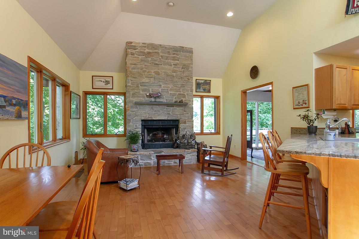 16611 Jm Pearce Road Monkton, MD 21111 - Photo 55 of 94 Inviting great room w/Butler stone fireplace