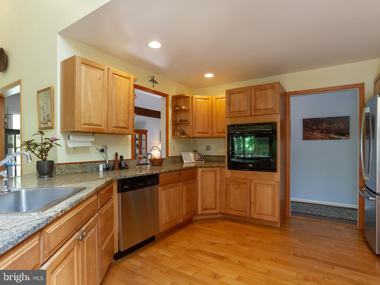 16611 Jm Pearce Road Monkton, MD 21111 - Photo 57 of 94 Granite counters and stainless appliances