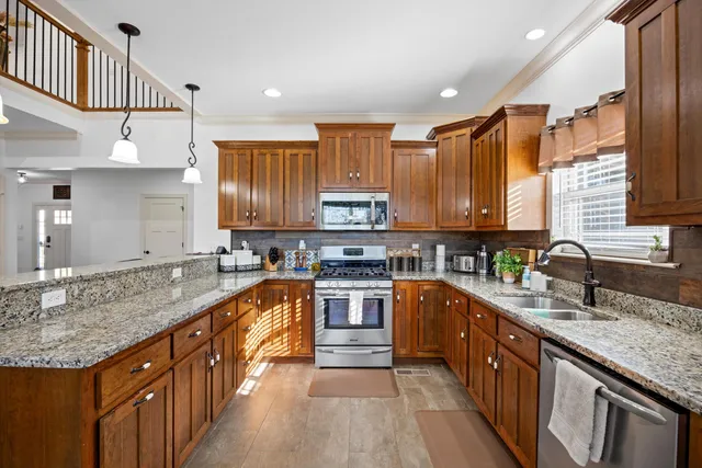 $544,000 | 6130 Tuscany Place, Hixson, TN 37343