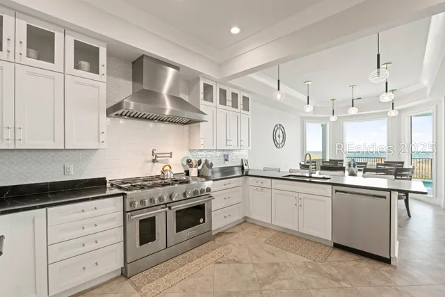 $7,950,000 | 10 Collier Beach Road, Hilton Head Island, SC 29928