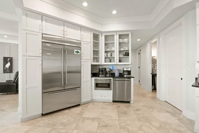 $7,950,000 | 10 Collier Beach Road, Hilton Head Island, SC 29928