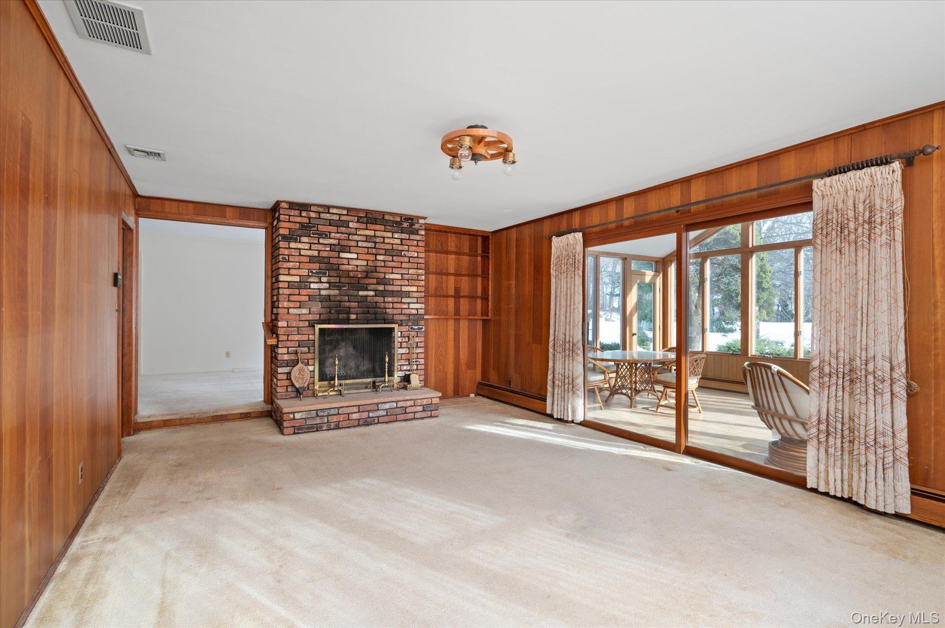 336 West Hills Road Huntington, NY 11746 - Photo 17 of 36