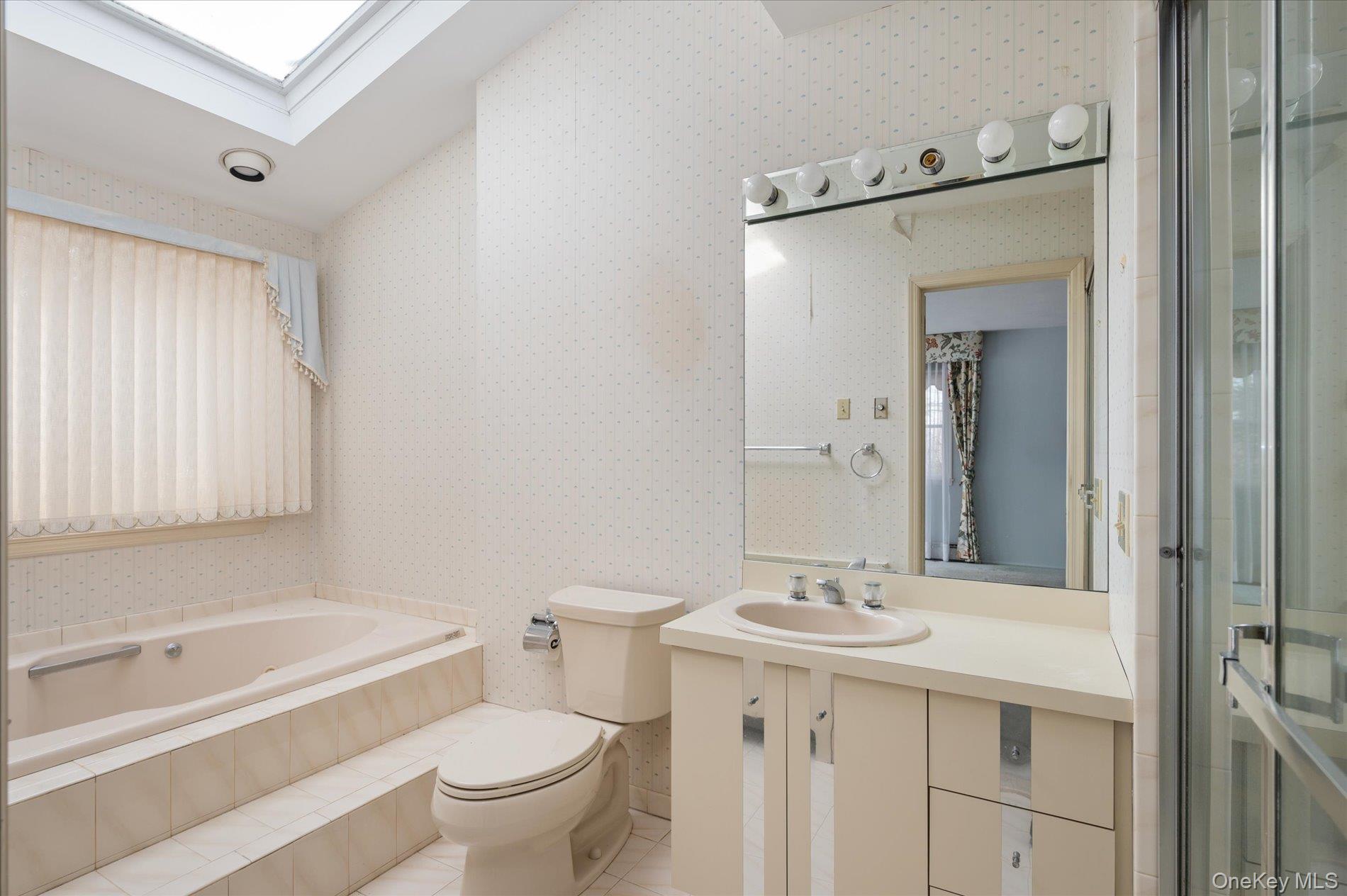 336 West Hills Road Huntington, NY 11746 - Photo 21 of 36