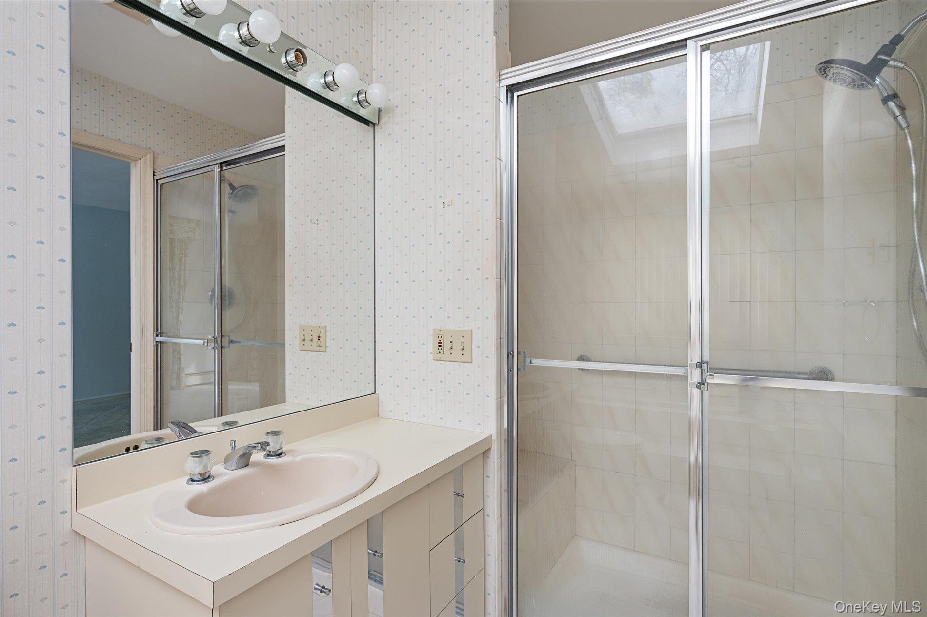 336 West Hills Road Huntington, NY 11746 - Photo 22 of 36