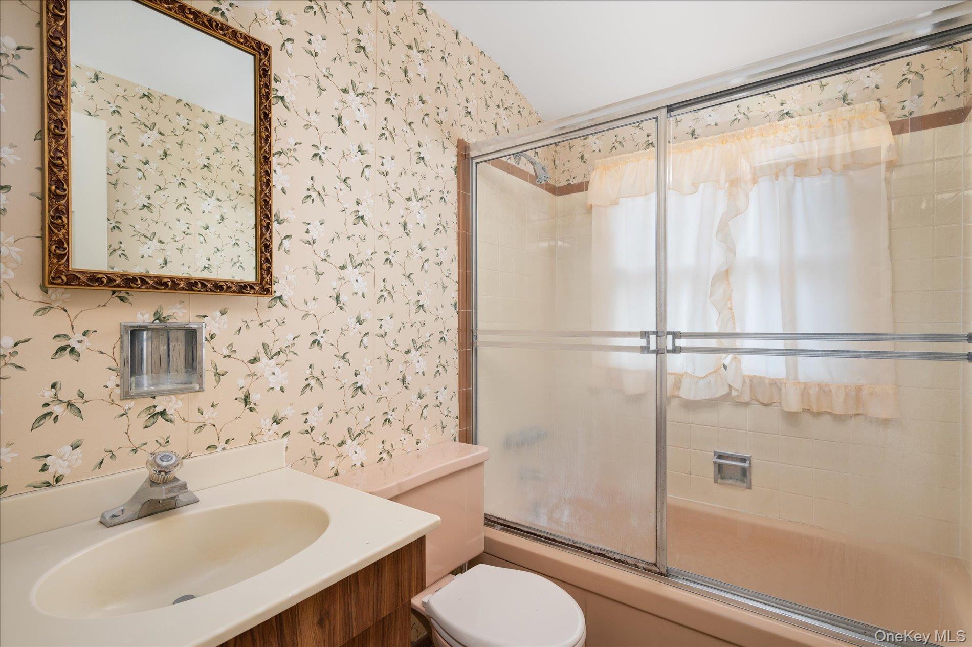 336 West Hills Road Huntington, NY 11746 - Photo 24 of 36