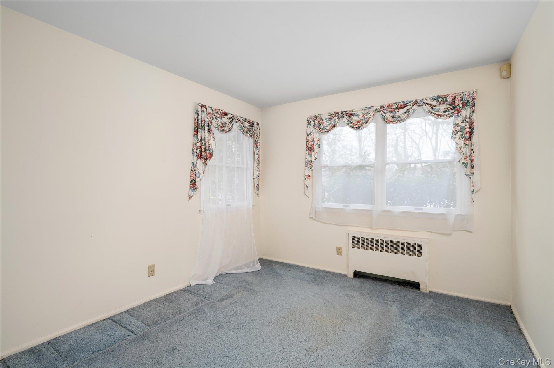 336 West Hills Road Huntington, NY 11746 - Photo 25 of 36