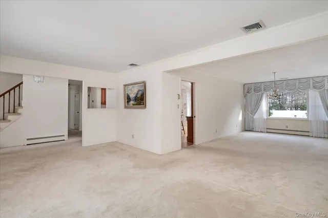 $1,250,000 | 336 West Hills Road, Huntington, NY 11746