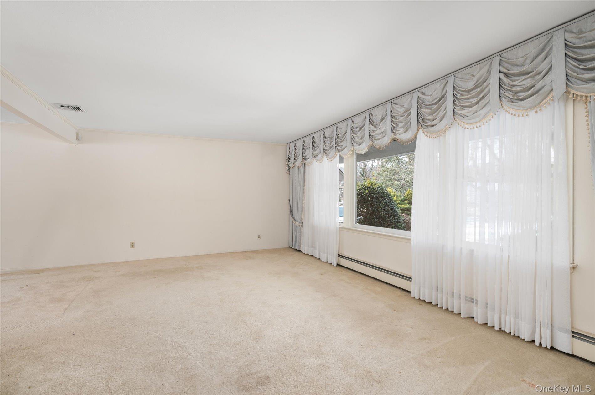 336 West Hills Road Huntington, NY 11746 - Photo 7 of 36