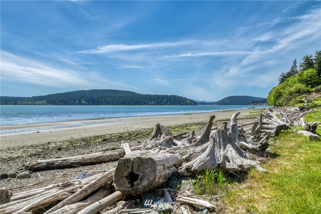 14975-14977 Gibralter Road Anacortes, WA 98221 - Photo 31 of 40 Gallery Image 31