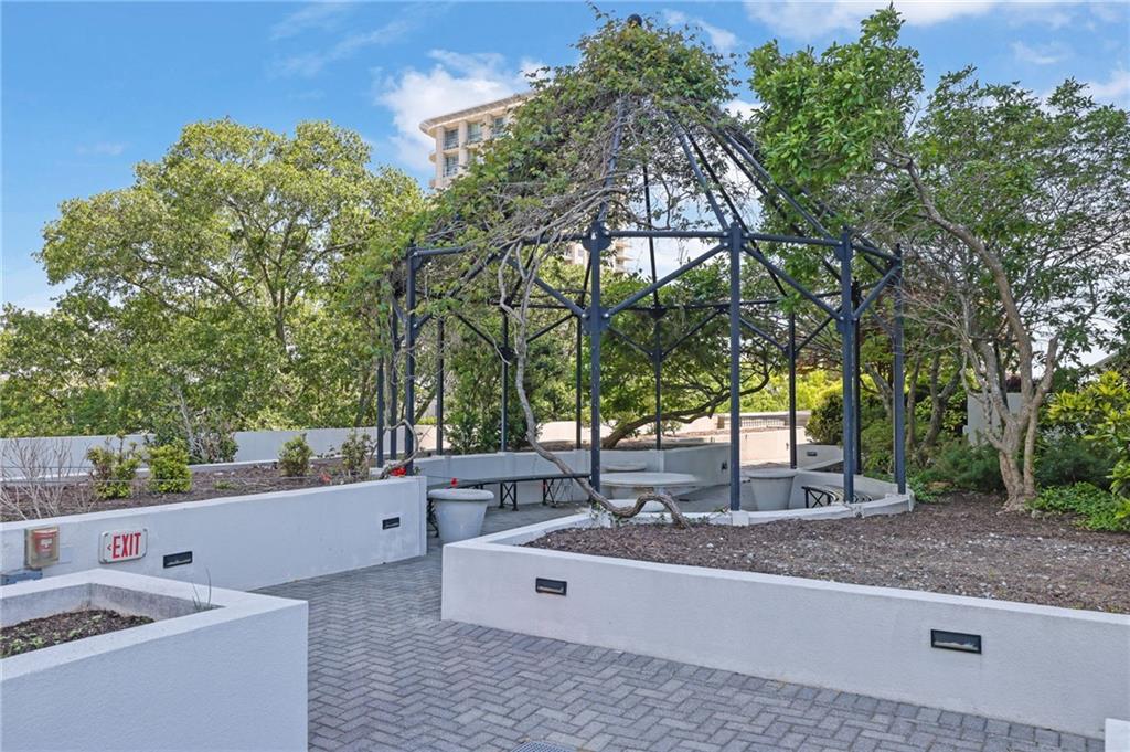 2828 Peachtree Road Northwest, Unit 1901 Atlanta, GA 30305 - Photo 34 of 35