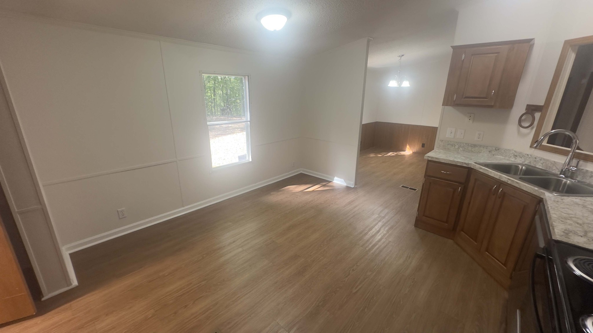1065 Valley View Road Ashland City, TN 37015 - Photo 9 of 28 Gallery Image 9